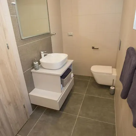 Tiffany With Private Pool And Garden ヴィラ